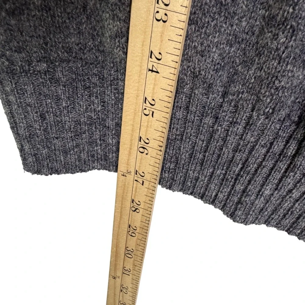 Eddie Bauer Mens Size Medium Gray 100% Wool Sweater Crewneck Classic - Picture 13 of 13